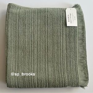 🎁2PC BIANCA Bath Towels - Green Cotton Boucle Textured Pattern